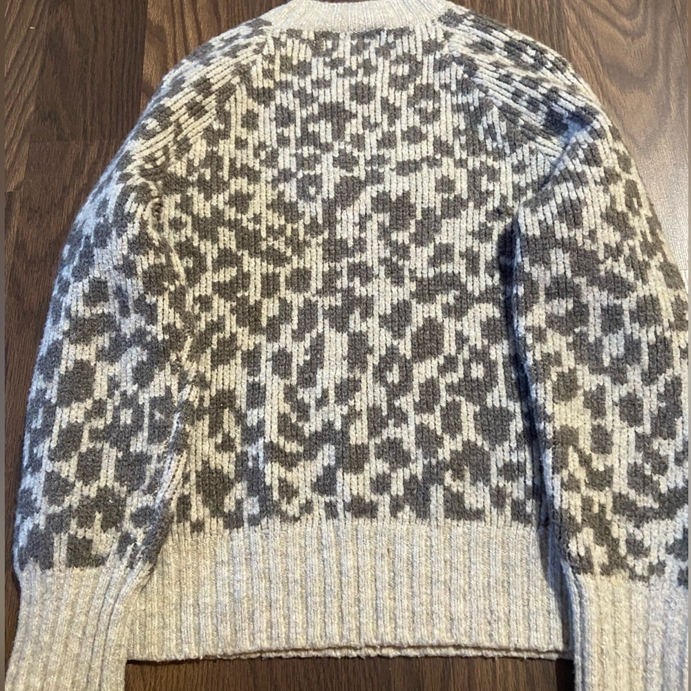 old navy sweater • gray and cream cheetah print
